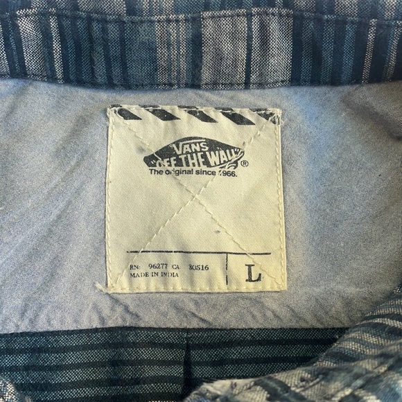 Striped Vans Short Sleeve Button Down Shirt Large - Picture 10 of 10